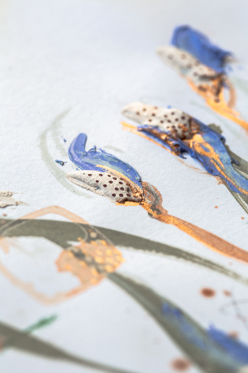 A detail shot of solidarity i, an original abstract artwork by Rose Reichart. Shades of copper, mint, peach, sage, beige, gray and light purple ultramarine are present in the piece. The photo shows the structure of lush paint strokes, built with a palette knife. Rose Reichart is an intuitive painter and a multi-passionate creatrix.